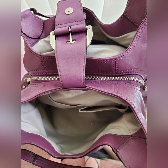 EUC COACH Bag - Picture 5 of 12